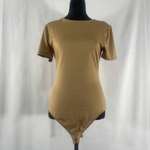 Gianni Bini Short Sleeve, Crew Neck, tan,brown, Bodysuit,Top,Large - Picture 12 of 12